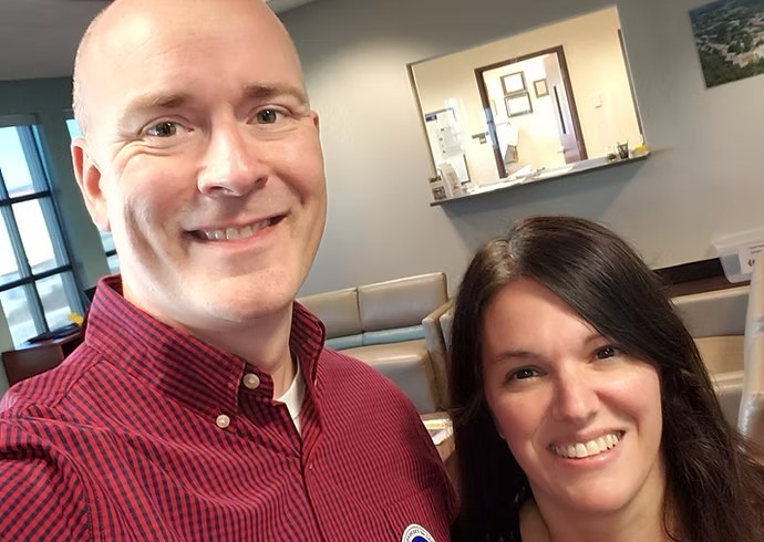 Miss Elisa with Señor Wooly (Jim Wooldridge) at a 2019 conference
